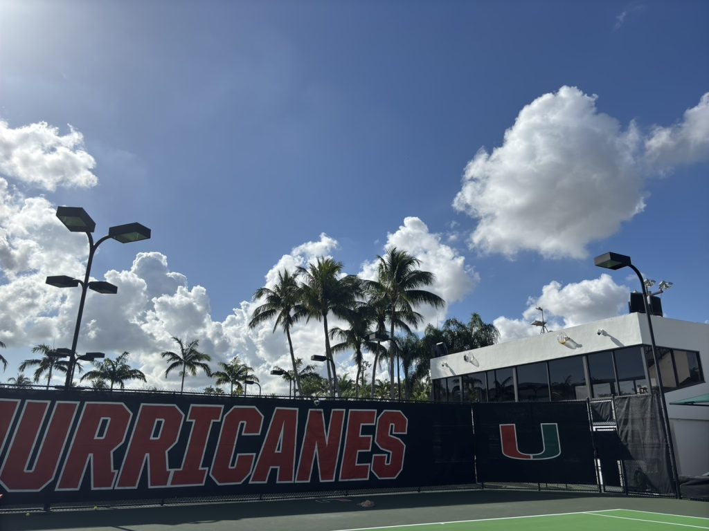 冬休み一時帰国のFreshman Players⑥新井愛梨さん (マイアミ大学)
Aely Arai – University of Miami (NCAA D1) Reflections on the first Fall semesterフロリダの強豪マイアミ大学に進学した愛梨さん。たくさんのビデオや写真を送ってくれました。